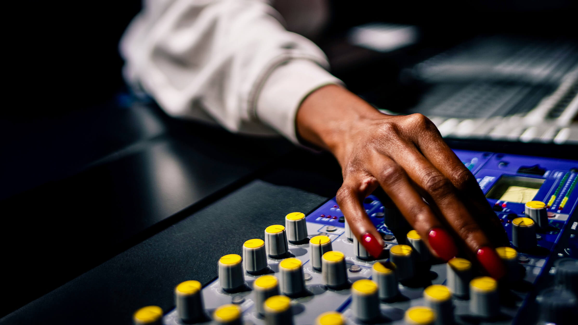 At Los Angeles Recording School, students get hands-on with Focusrite and Novation gear (photo 1)